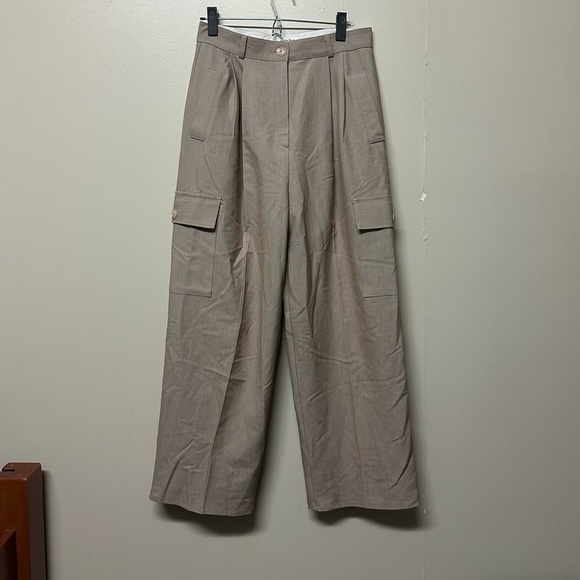 The Frankie Shop Wide‑Leg Cargo Pants Black Large Pleated Oversized Trousers Tan - Picture 1 of 8